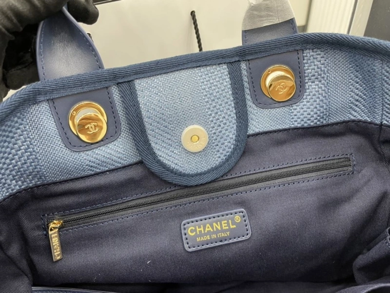 Chanel Shopping Bags 4017-1923