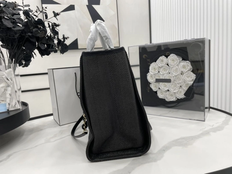 Chanel Shopping Bags 4017-1928