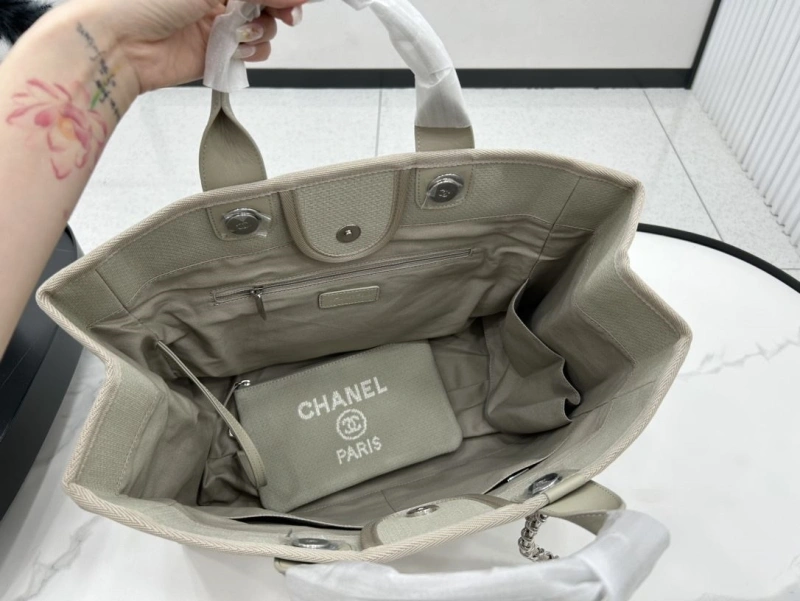 Chanel Shopping Bags 4017-1941