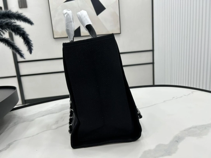 Chanel Shopping Bags 4017-1943