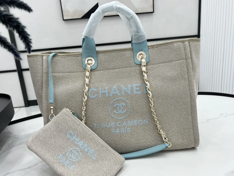 Chanel Shopping Bags 4017-1947