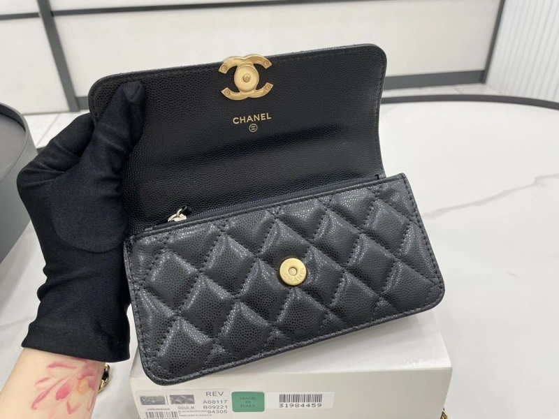 Chanel 19 Bags 4017-1962