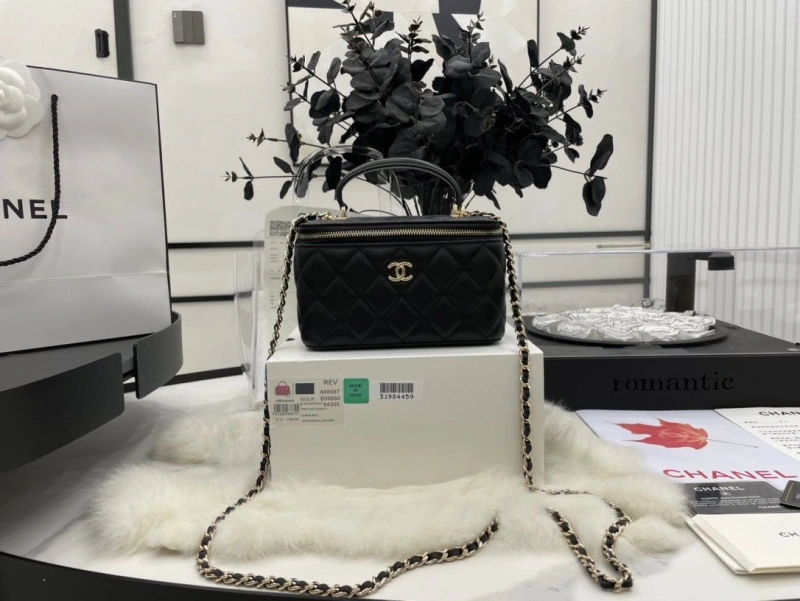 Chanel Cosmetic Bags 4017-1965