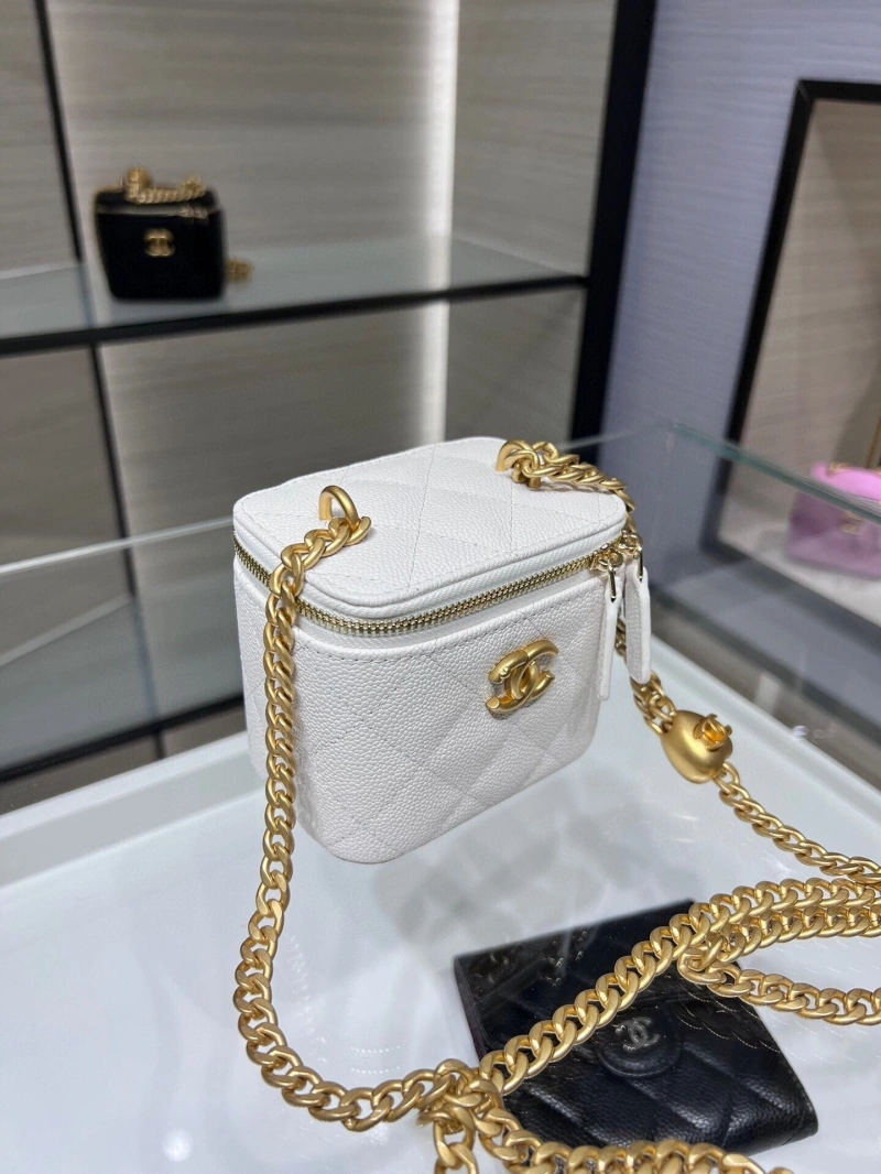 Chanel Cosmetic Bags 4017-1973