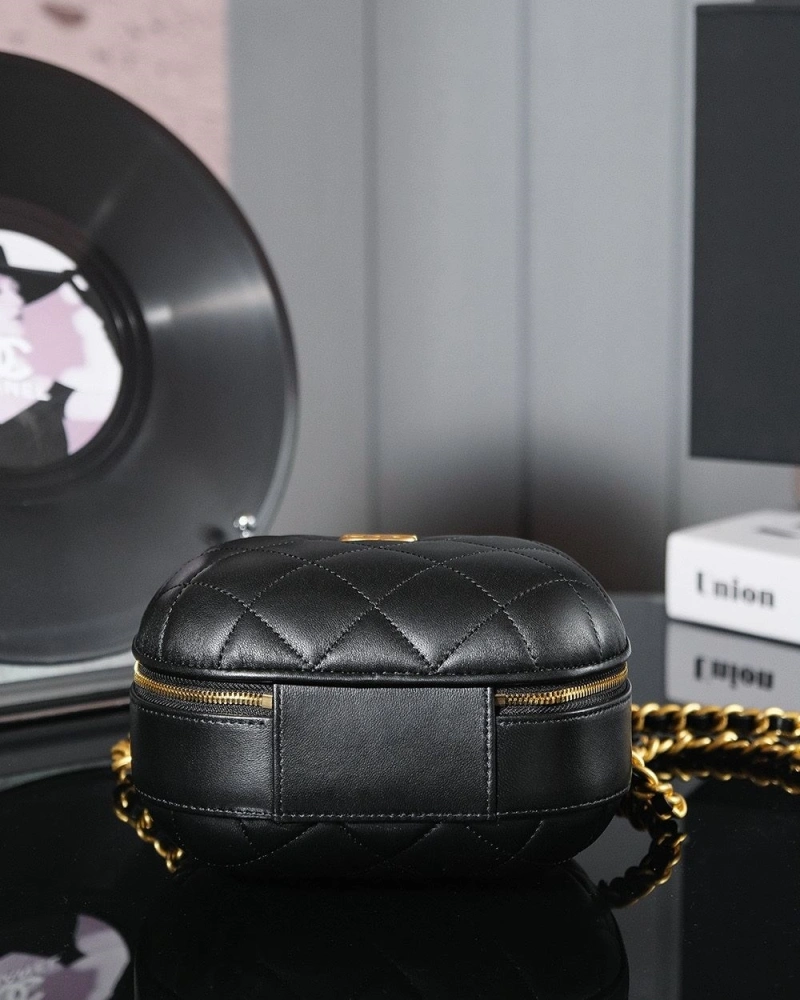 Chanel Cosmetic Bags 4017-1995