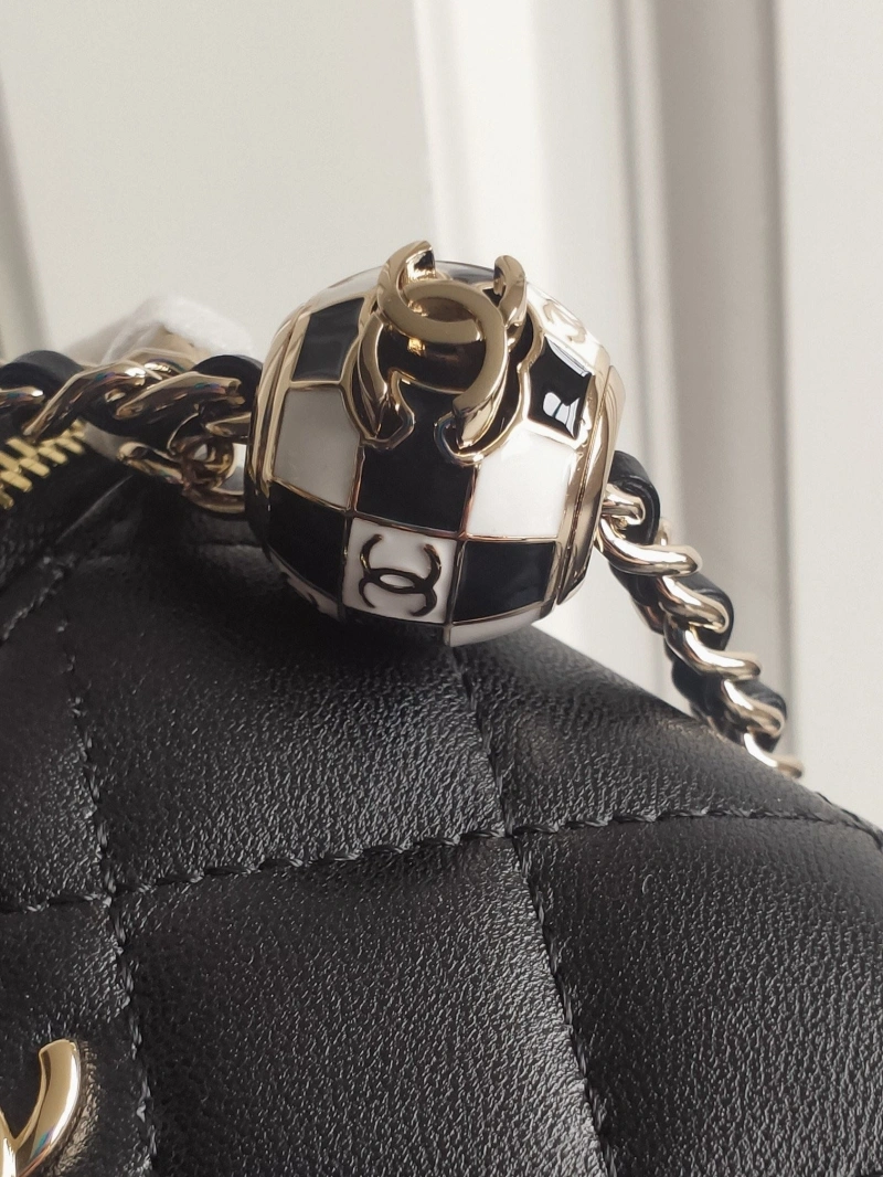 Chanel Cosmetic Bags 4017-2048