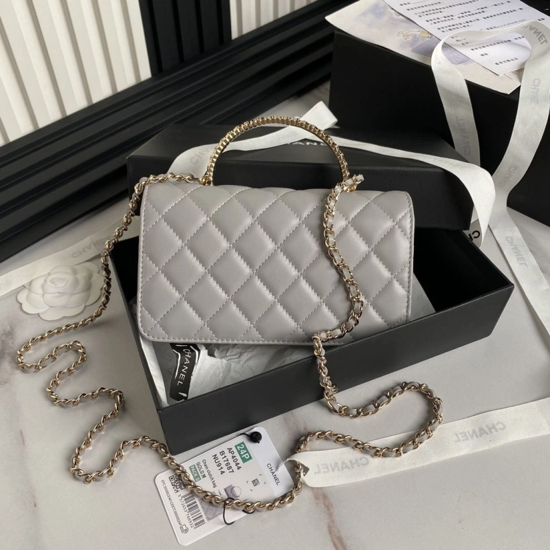 Ch**el woc bags 4017-2076
