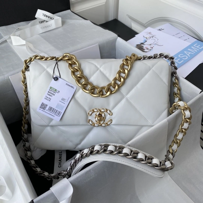 Chanel 19 Bags 4017-2212