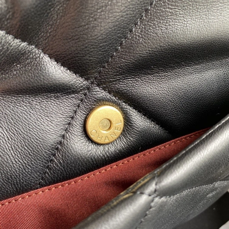 Chanel 19 Bags 4017-2214