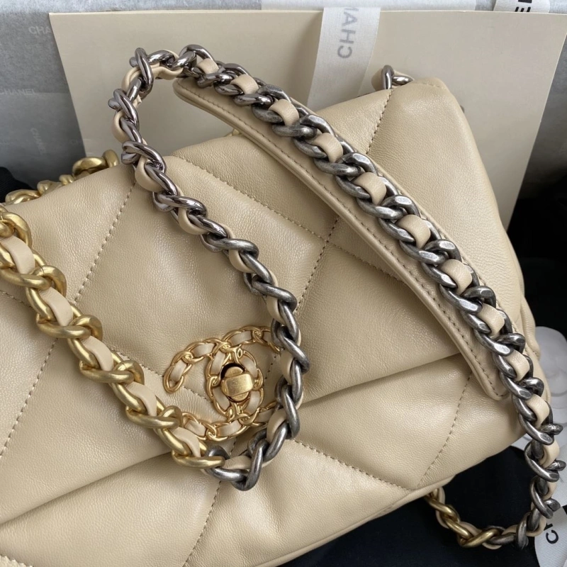 Chanel 19 Bags 4017-2215