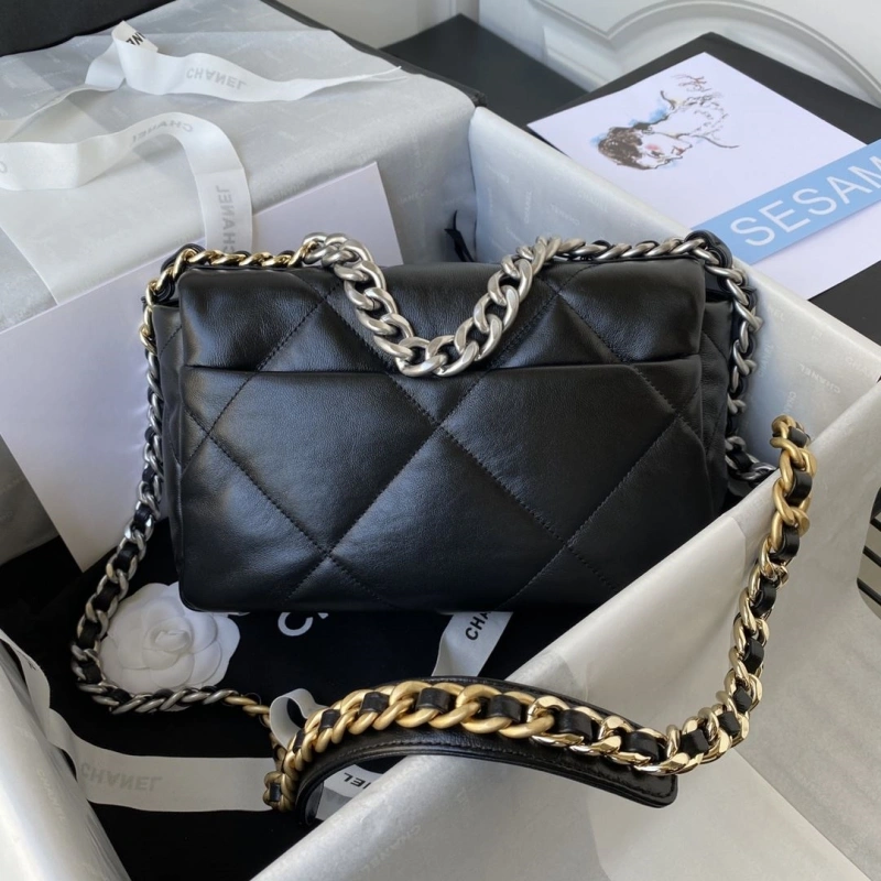 Chanel 19 Bags 4017-2216