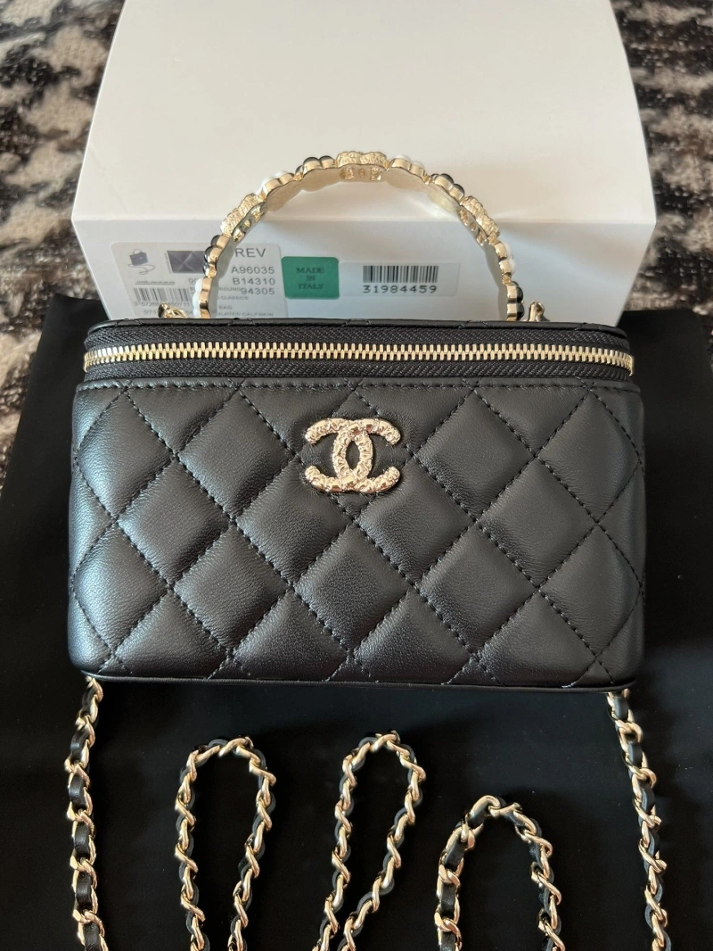 Chanel Cosmetic Bags 4017-2238