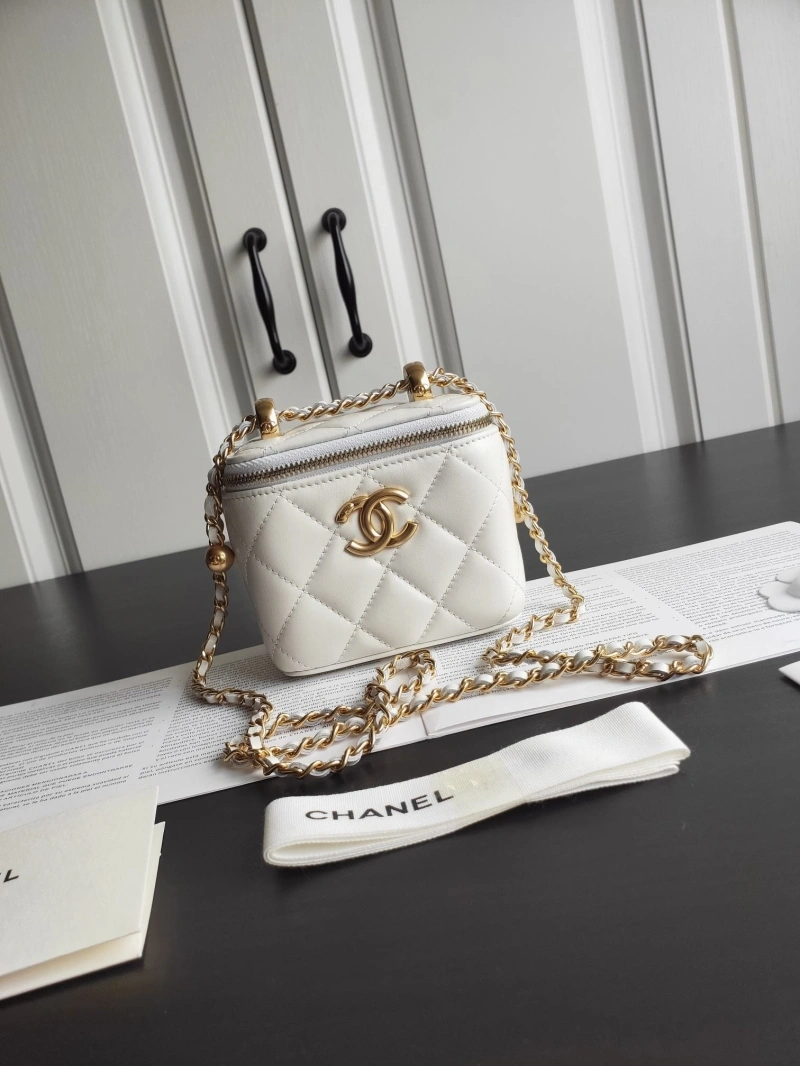 Chanel Cosmetic Bags 4017-2241