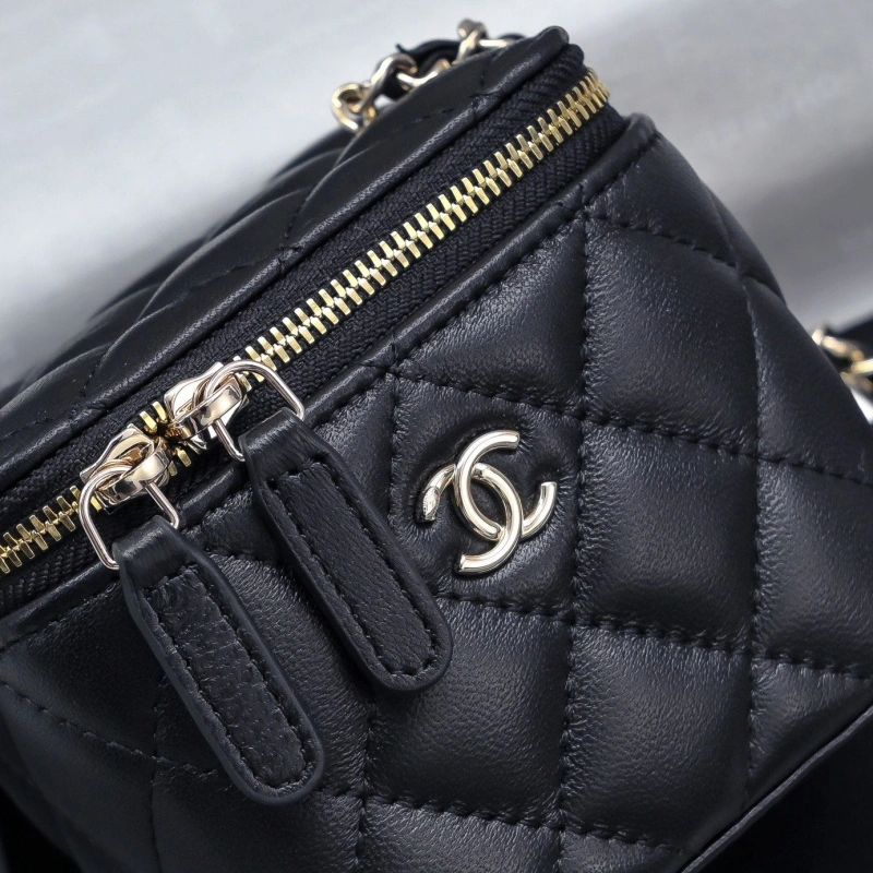 Chanel Cosmetic Bags 4017-2259