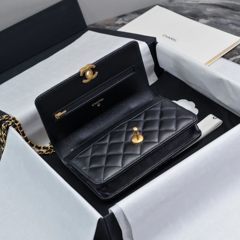 Chanel Cosmetic Bags 4017-2262