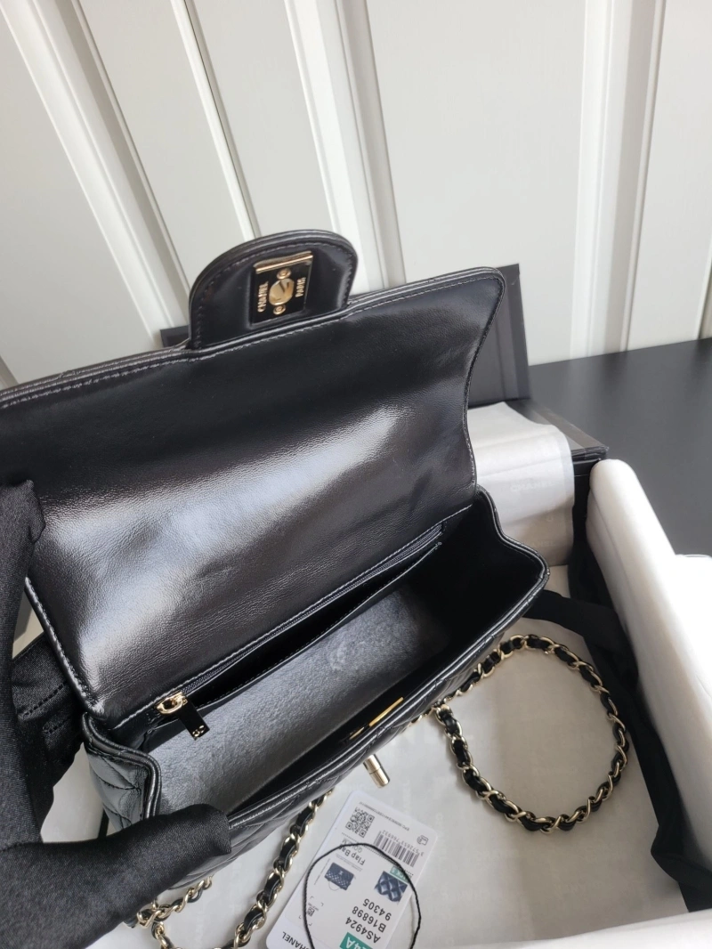 Chanel Cosmetic Bags 4017B-0014