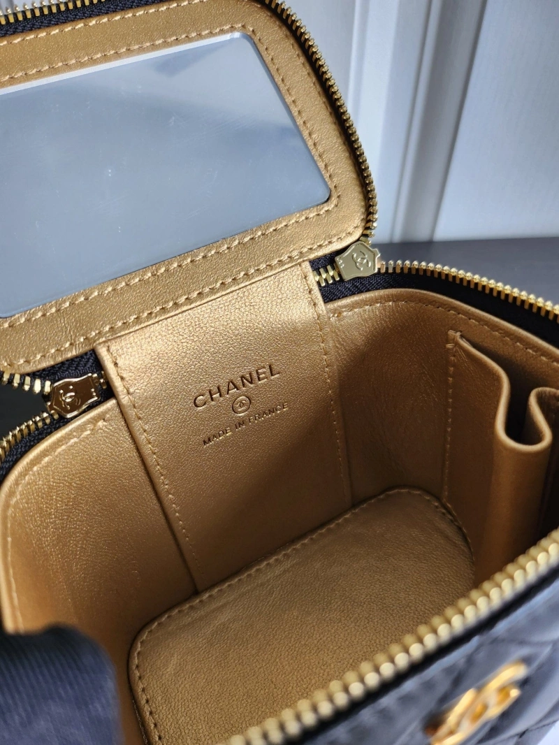 Chanel Cosmetic Bags 4017B-0017