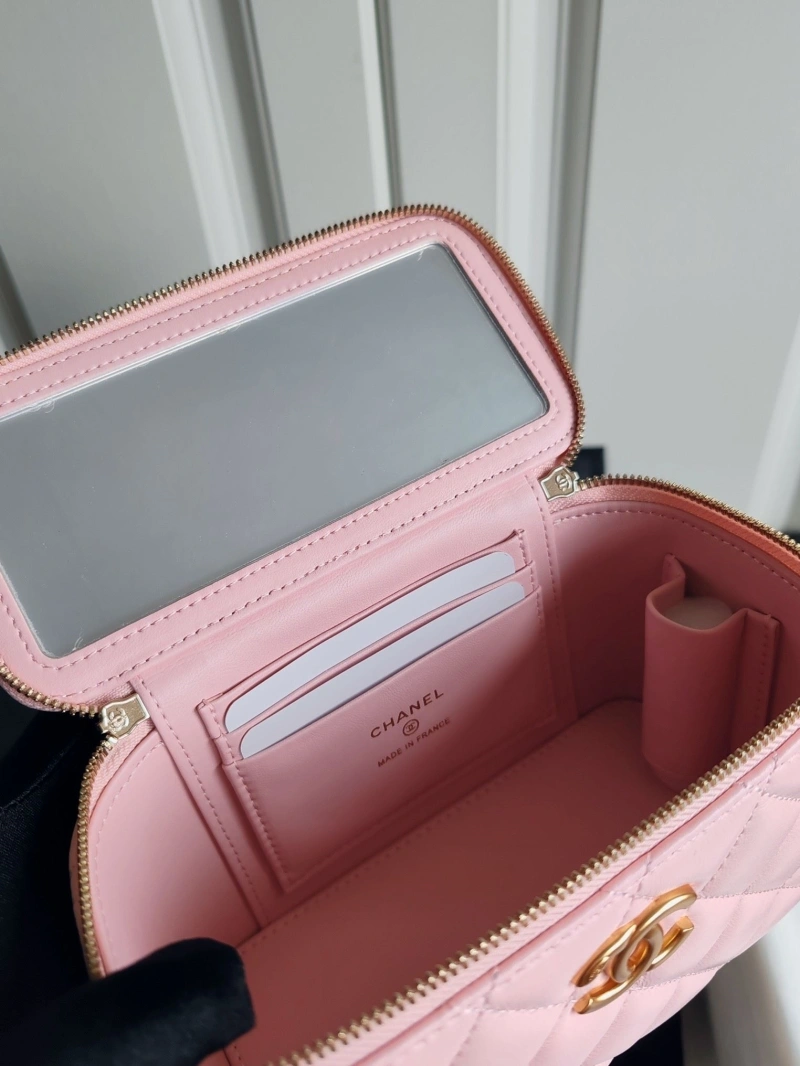 Chanel Cosmetic Bags 4017B-0018