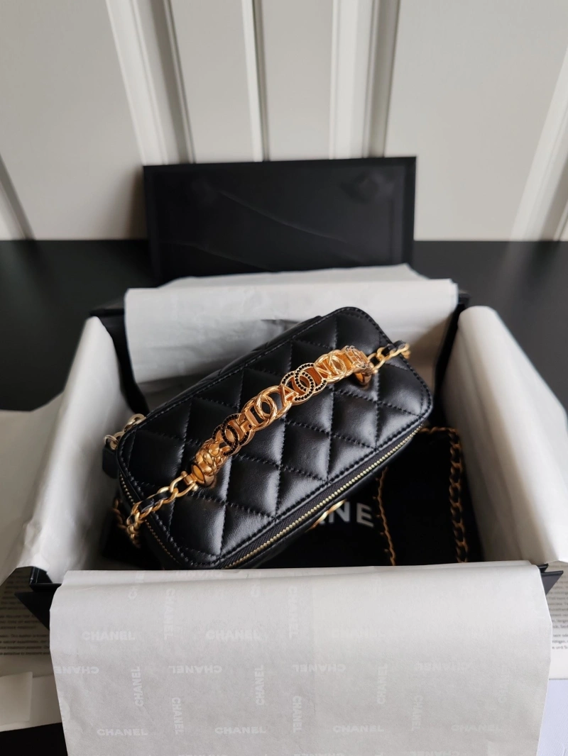 Chanel Cosmetic Bags 4017B-0019
