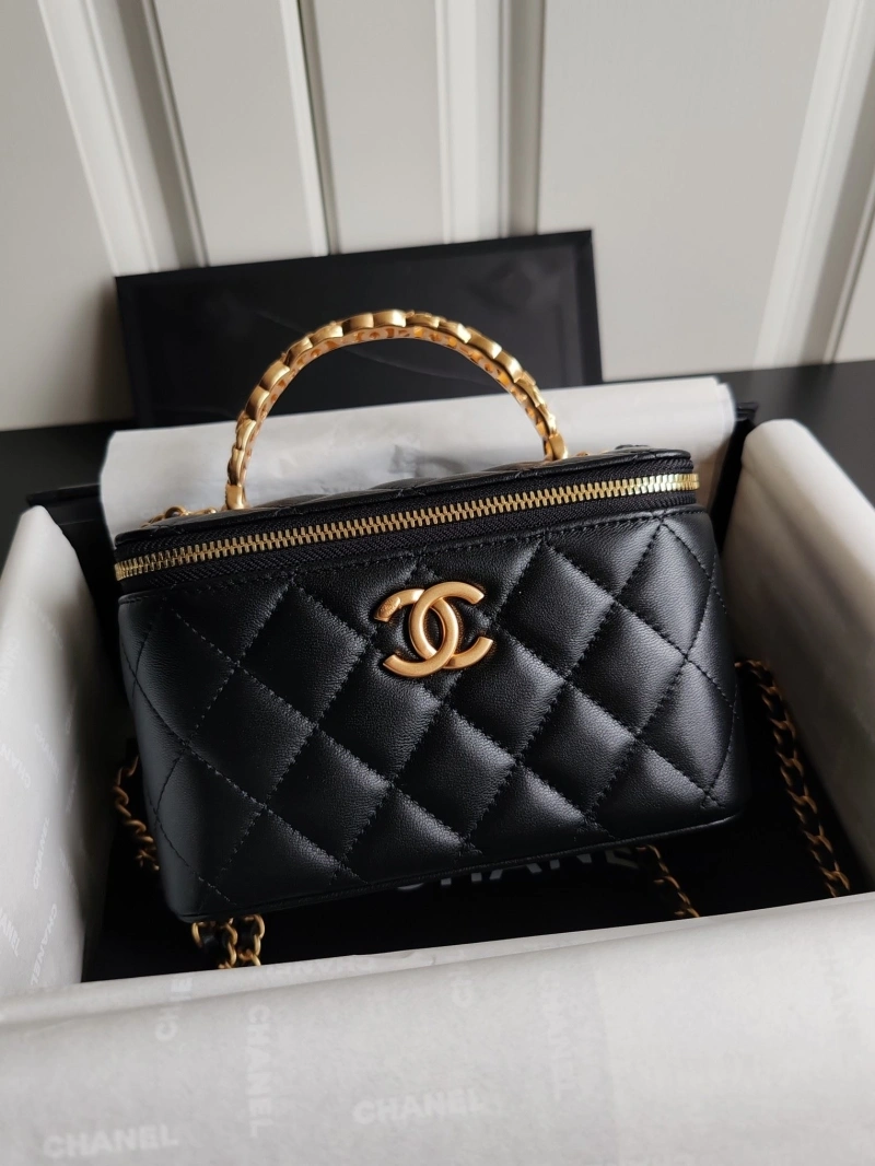 Chanel Cosmetic Bags 4017B-0019