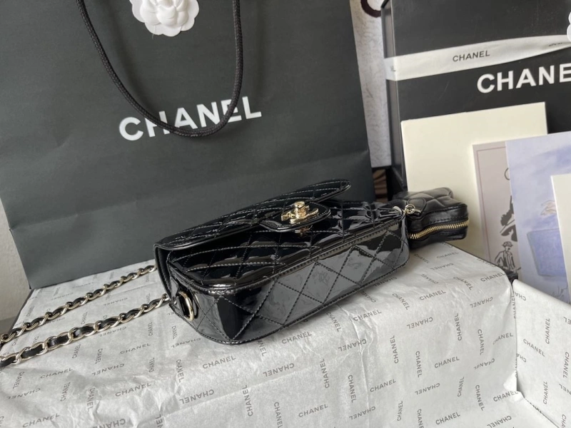 Chanel 19 Bags 4017B-0060