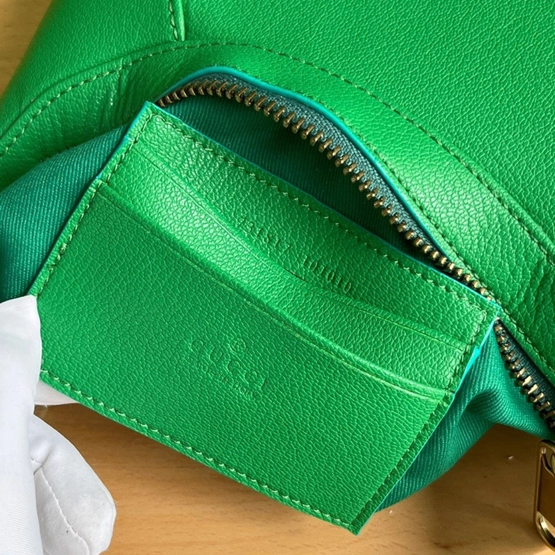 Gucci Top Handle Bags 4032-0052