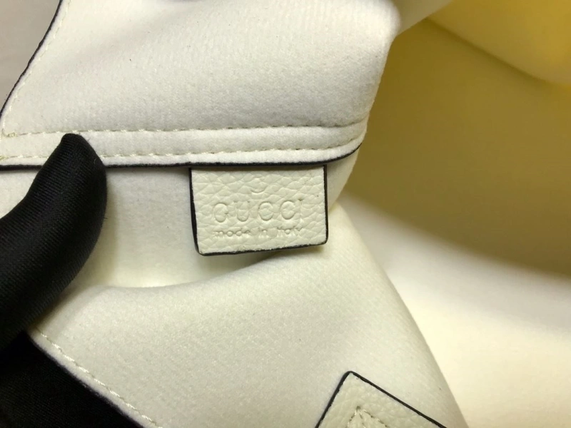 Gucci Shopping Bags 4032-0080