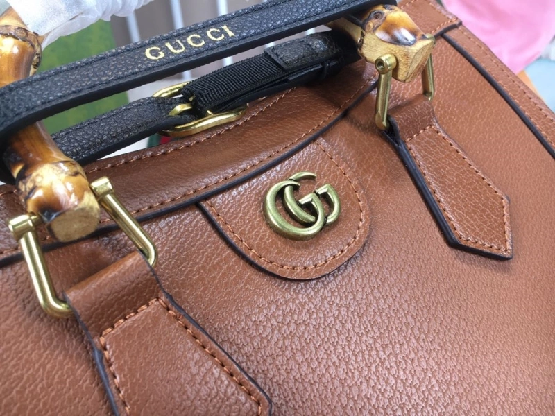 Gucci Shopping Bags 4032-0108