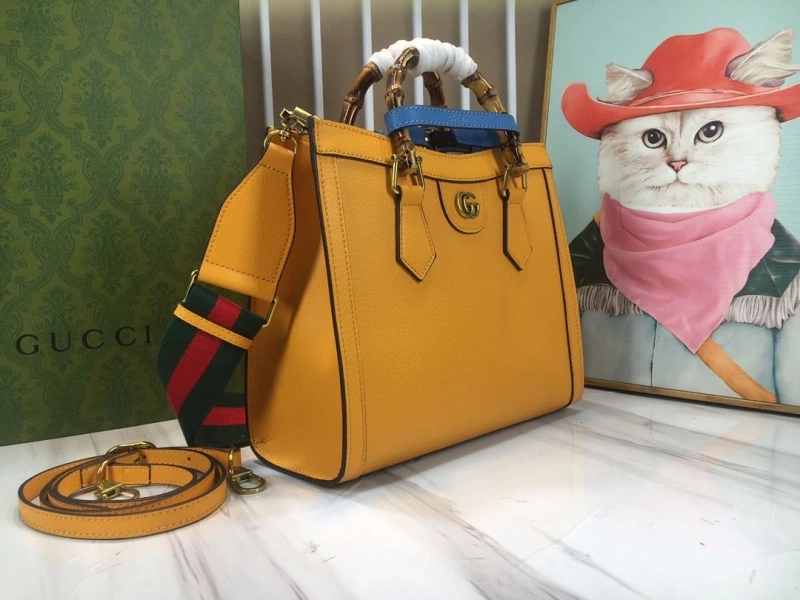 Gucci Shopping Bags 4032-0109