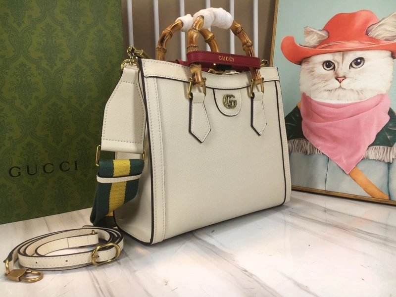 Gucci Shopping Bags 4032-0110