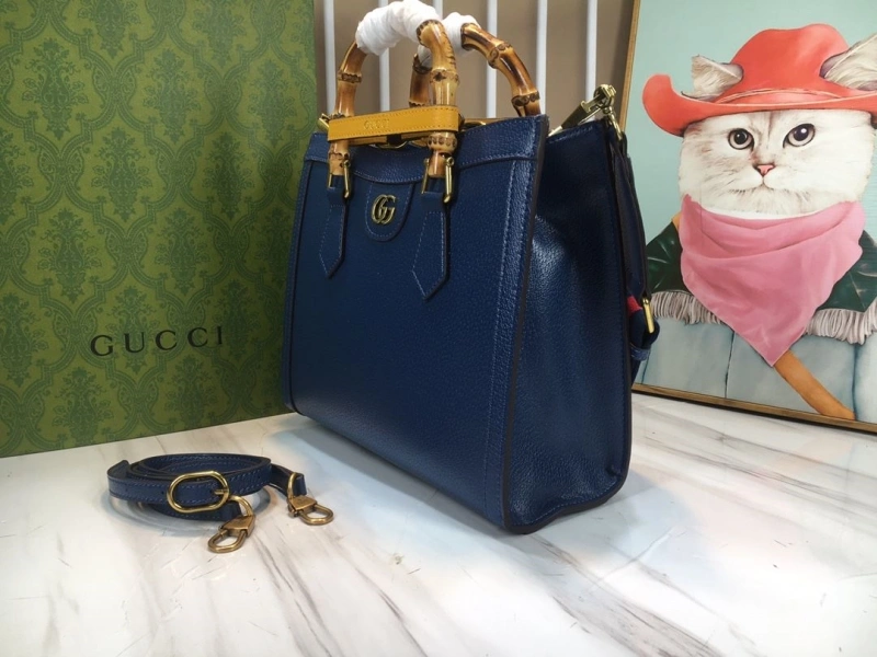 Gucci Shopping Bags 4032-0112