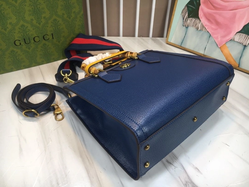 Gucci Shopping Bags 4032-0112