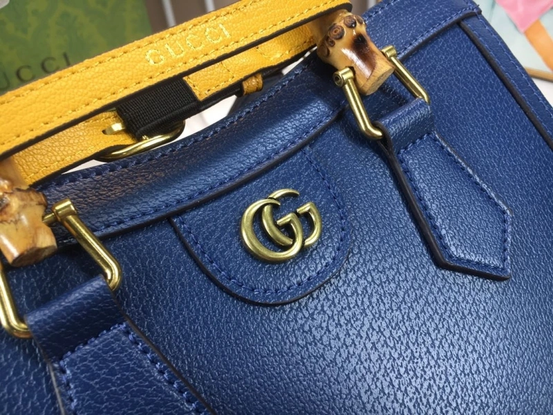 Gucci Shopping Bags 4032-0112