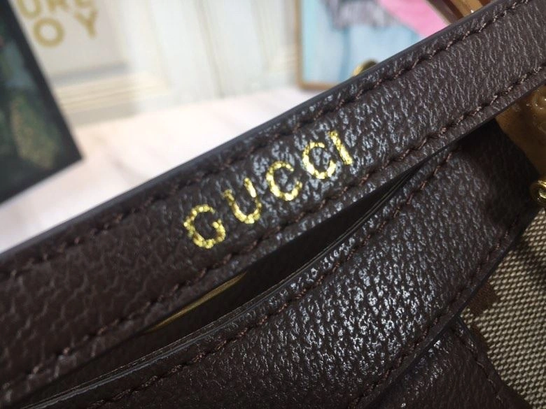 Gucci Shopping Bags 4032-0117