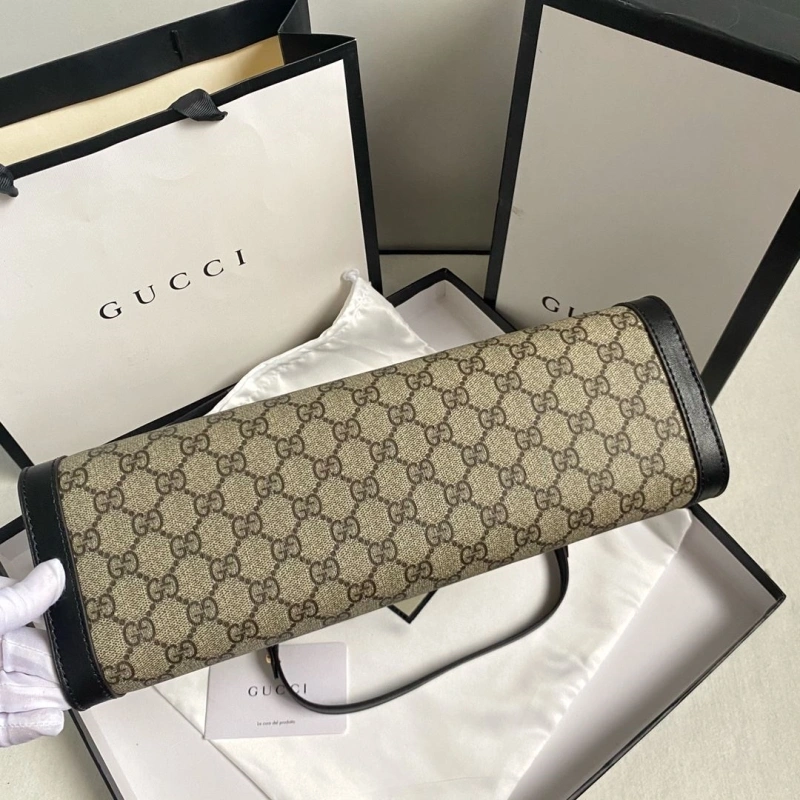 Gucci Shopping Bags 4032-0128