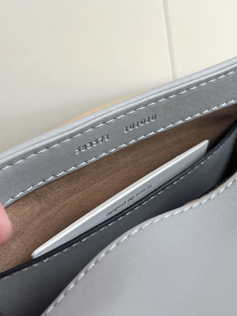 Gucci Top Handle Bags 4032-0130