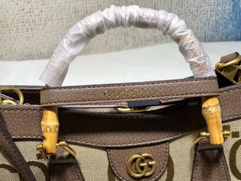 Gucci Shopping Bags 4032-0163