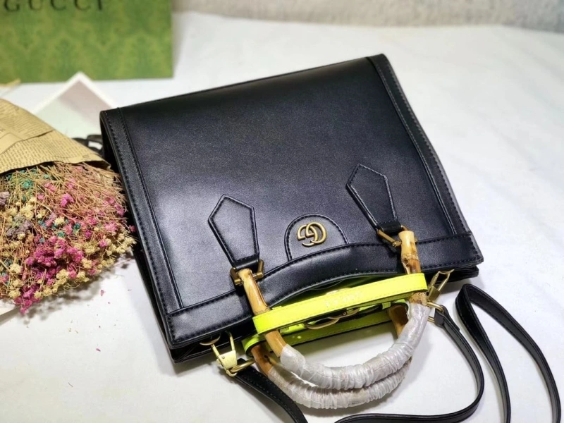 Gucci Shopping Bags 4032-0164