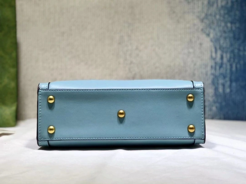 Gucci Shopping Bags 4032-0165