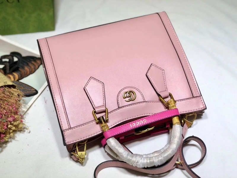 Gucci Shopping Bags 4032-0166