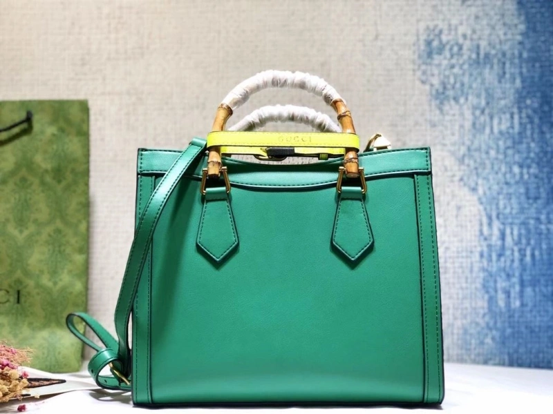 Gucci Shopping Bags 4032-0167