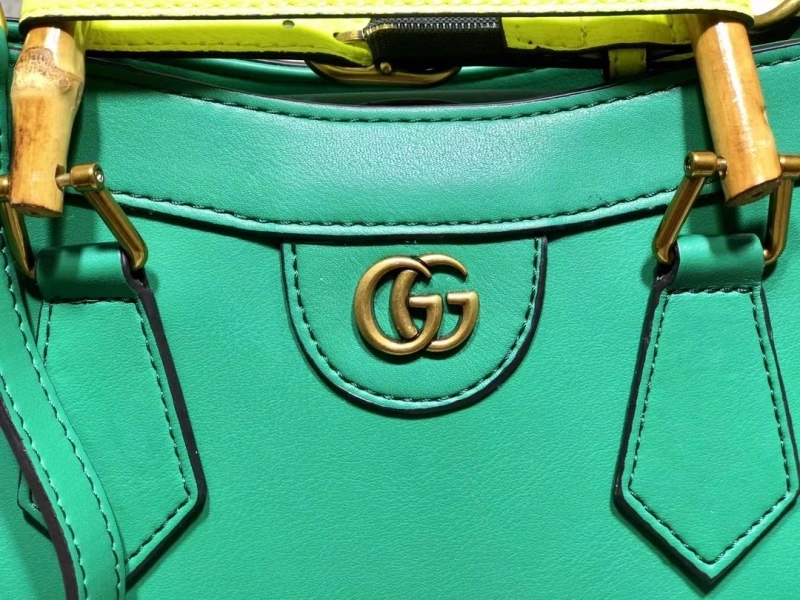 Gucci Shopping Bags 4032-0167