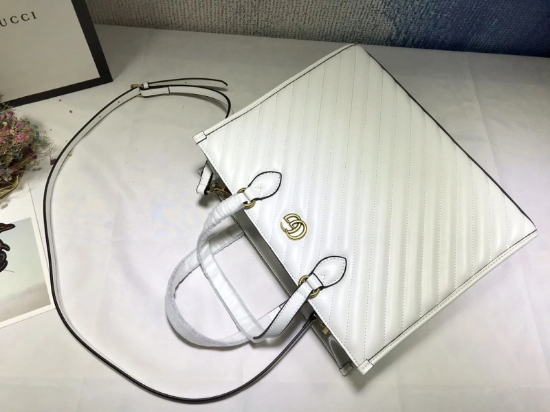 Gucci Shopping Bags 4032-0198