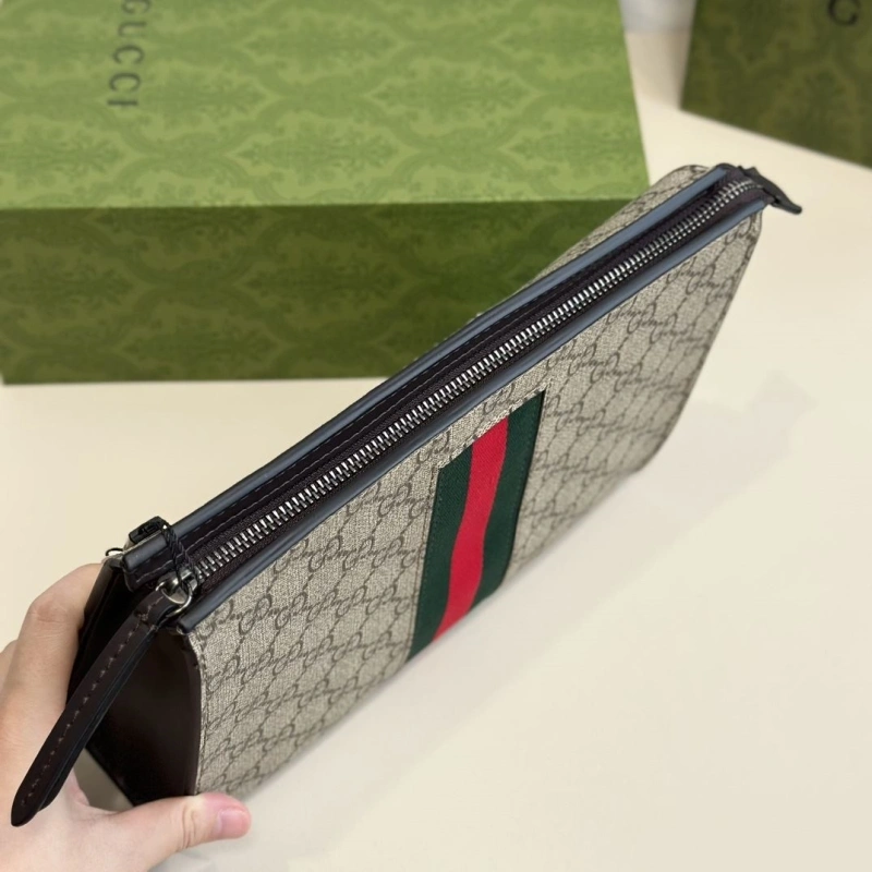 Gucci Clutch Bags 4032-0222