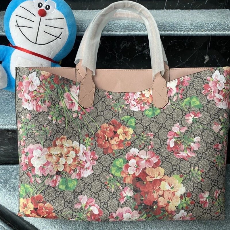 Gucci Shopping Bags 4032-0228