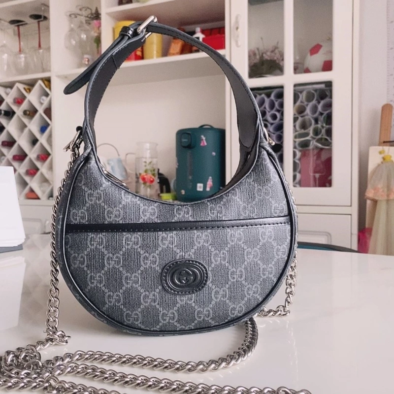 Gucci Top Handle Bags 4032-0237