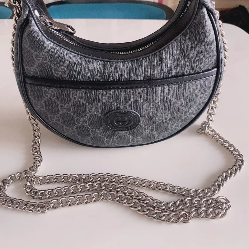 Gucci Top Handle Bags 4032-0237