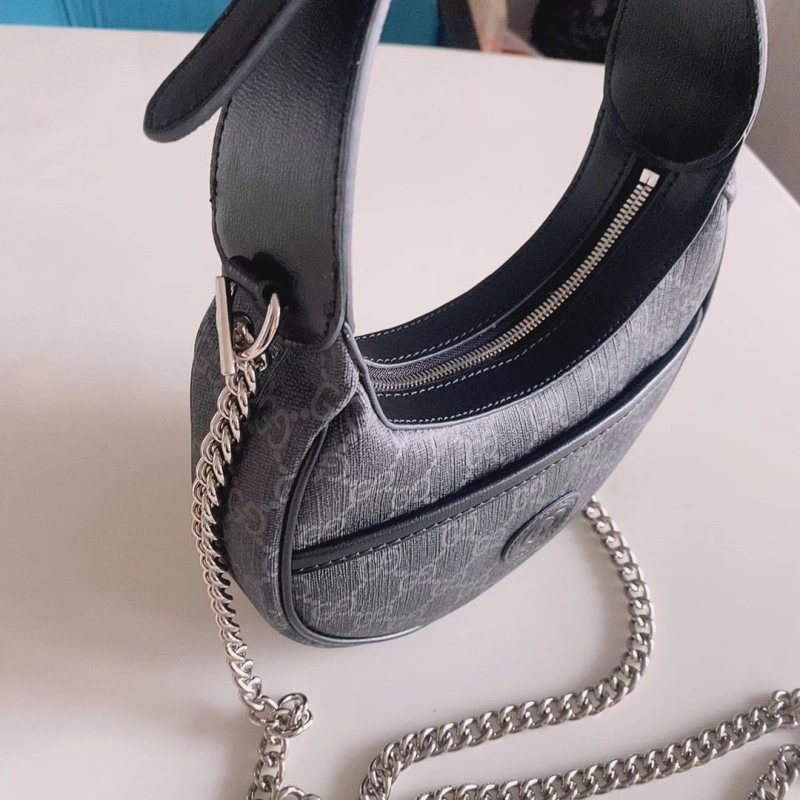 Gucci Top Handle Bags 4032-0237