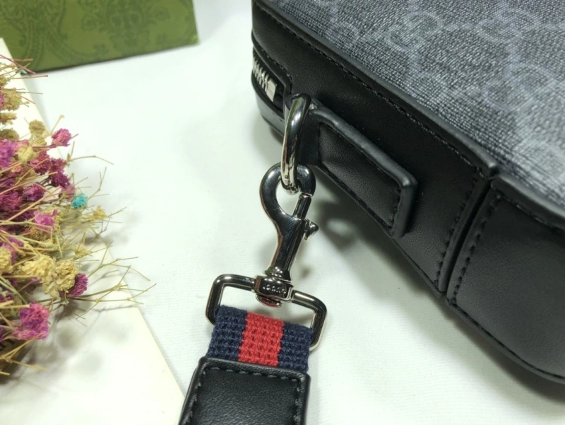 Gvc*1 clutch bags 4032-0338