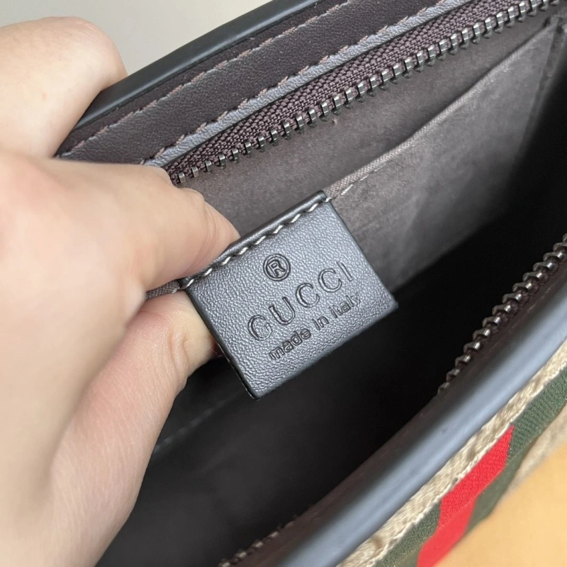 Gucci Clutch Bags 4032-0370